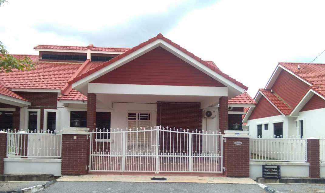 Seri Homestay 293 Sungai Petani Dış mekan fotoğraf